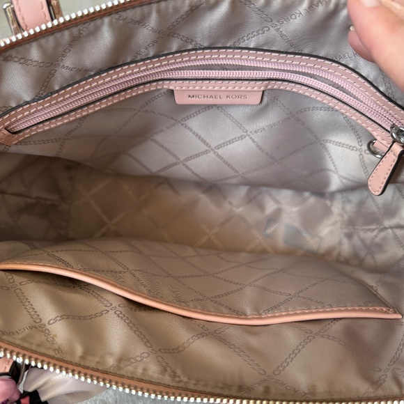 💖Michael Kors Pink Signature Tote Bag💖 - Picture 4 of 8